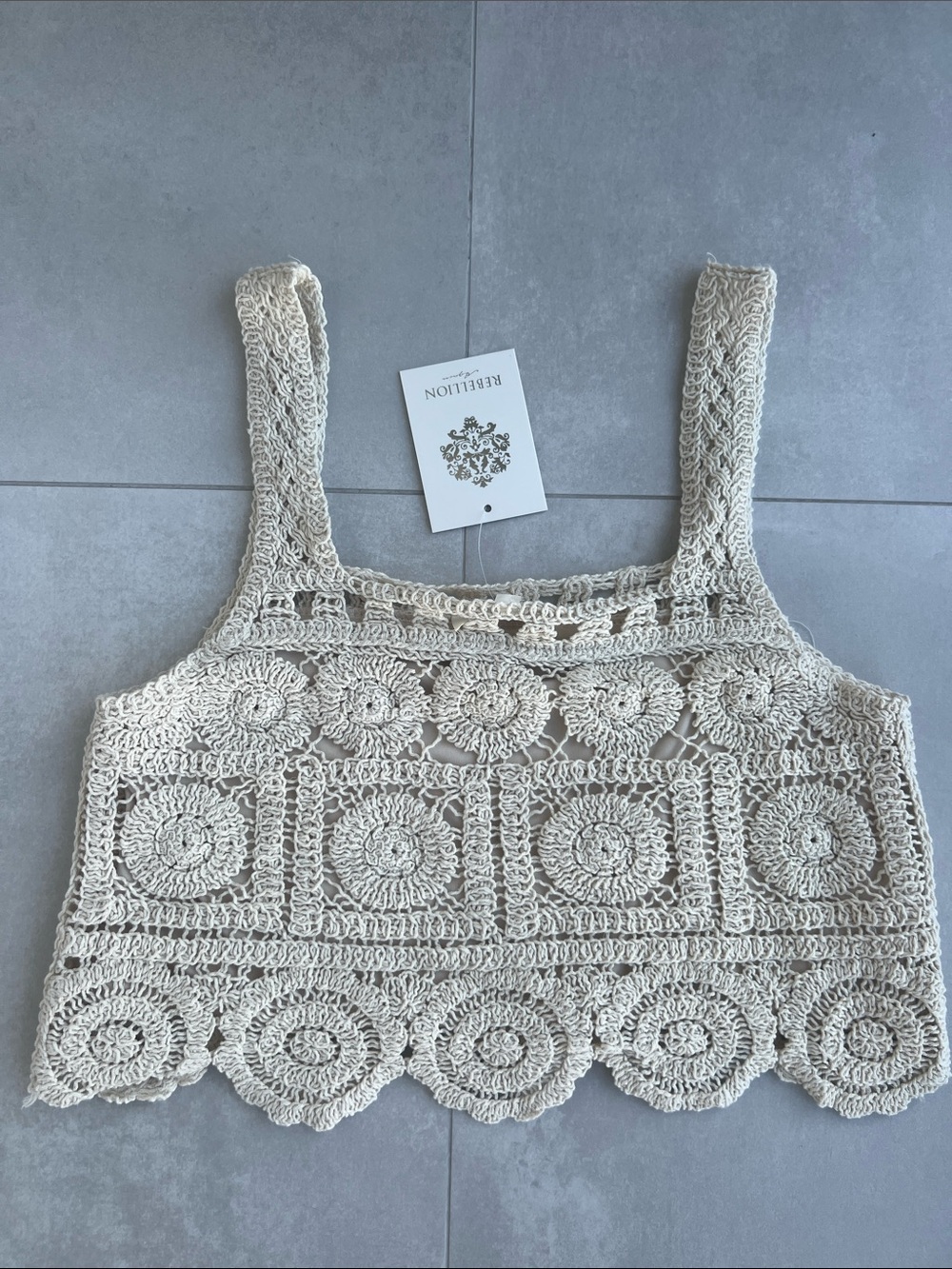 High-Waist Crochet Shorts Set in Cream — Boho Summer Knit - Picture 2 of 6